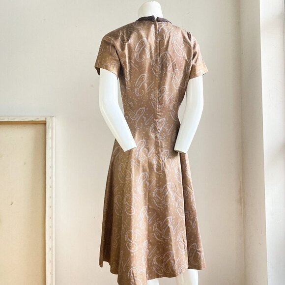 Vintage Paisley Print Beige Blue Earthtones Short Sleeve Fit and FLare Dress S - Picture 8 of 10